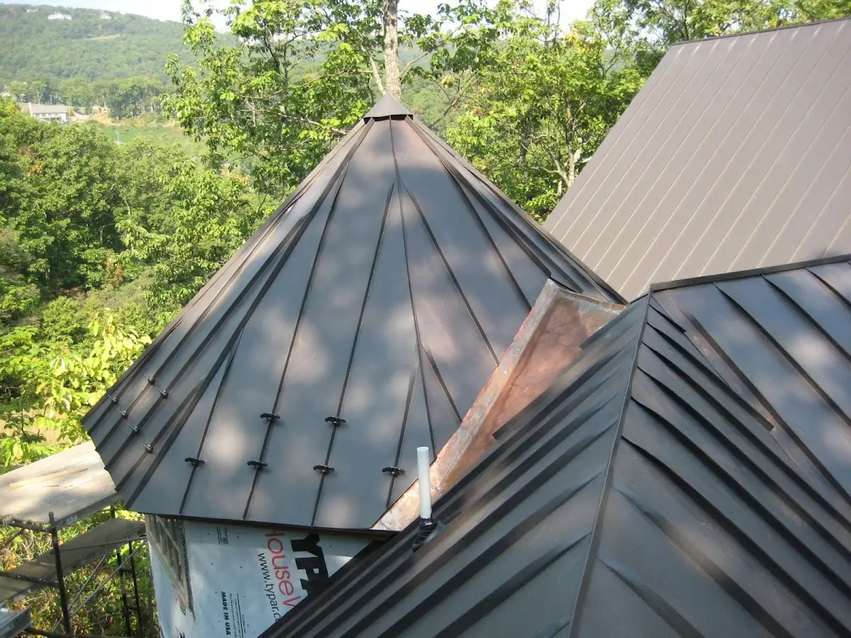 Professional Roof Tarp Installation by Craftsman Roofing in Ricard